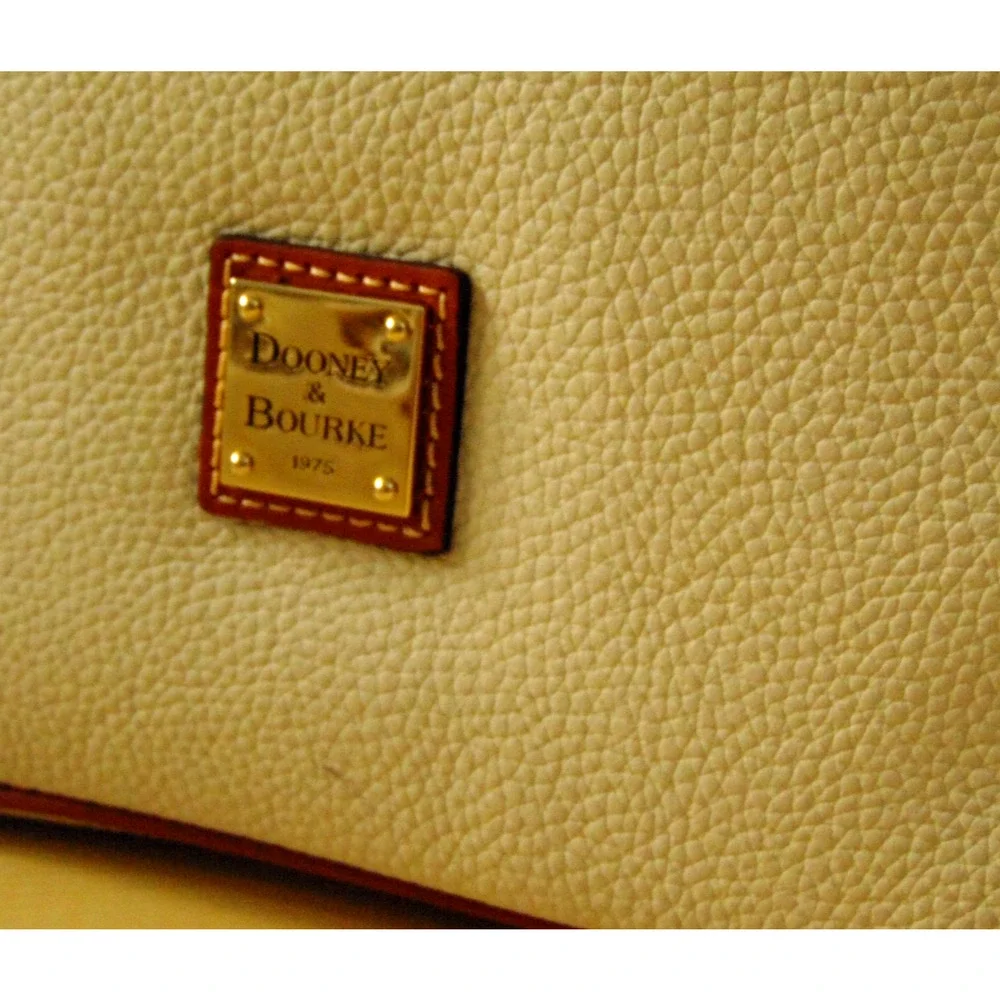Dooney & Bourke Pebble Grain Crossbody Bag Bone Leather Gold Hardware R264 NWD